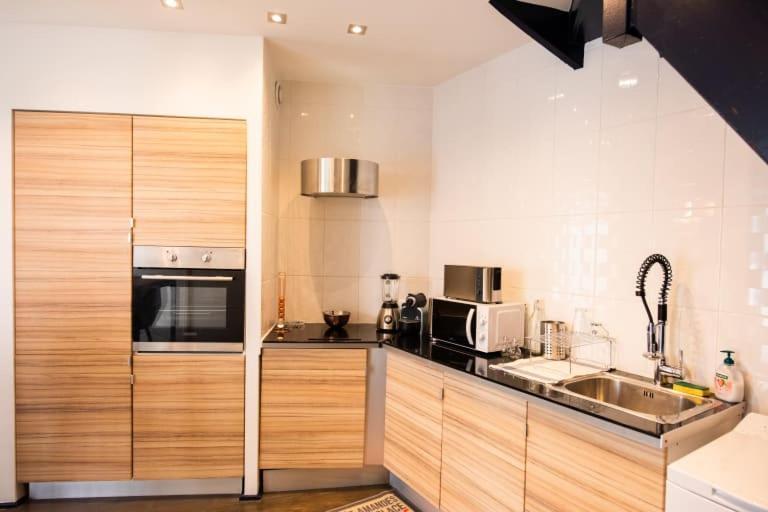 Maison Triplex Jj - Ecrin Verdoyant Au Coeur De Лион Экстерьер фото